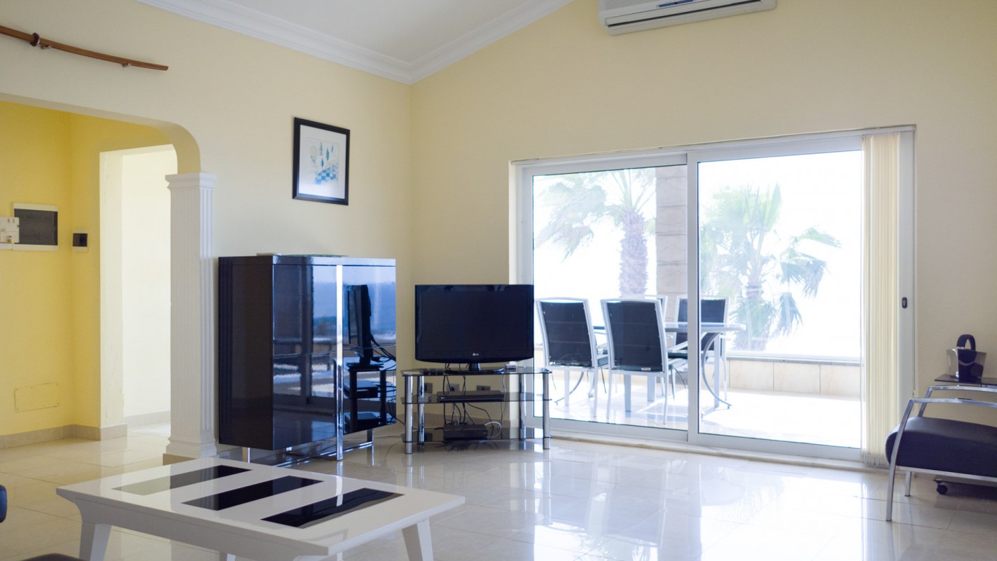 - Playa Blanca - Roper Properties