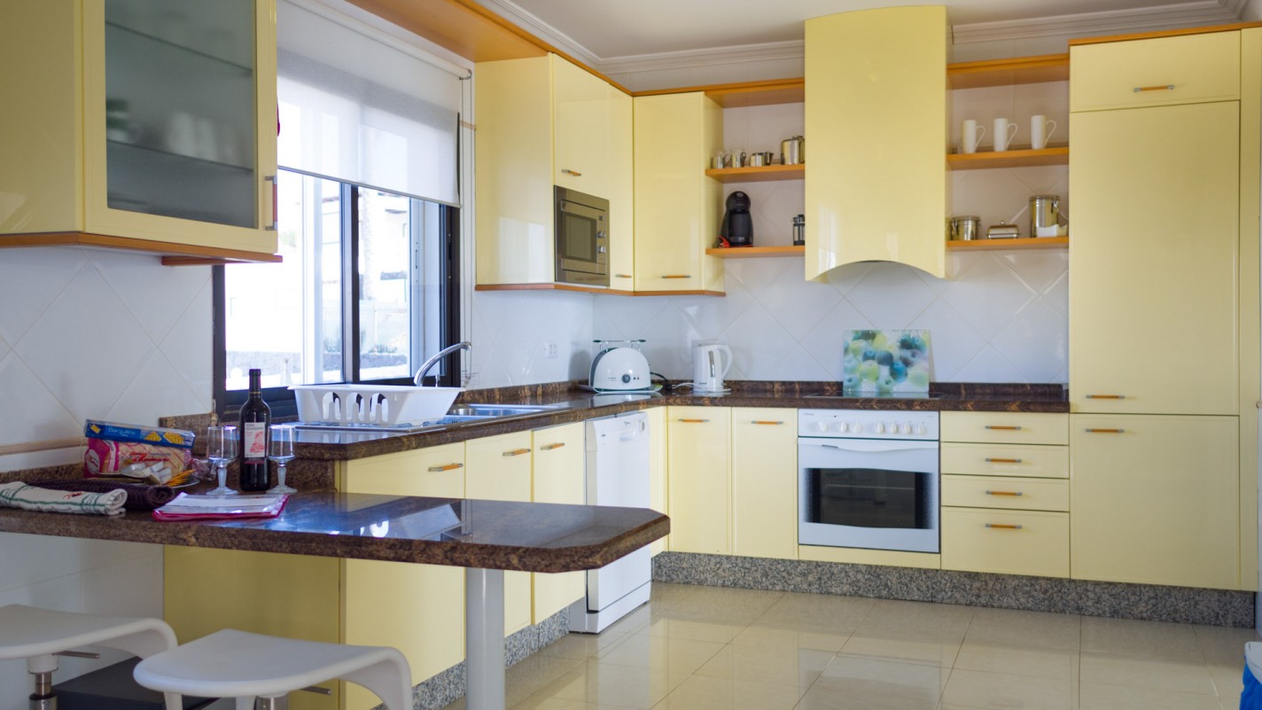 - Playa Blanca - Roper Properties