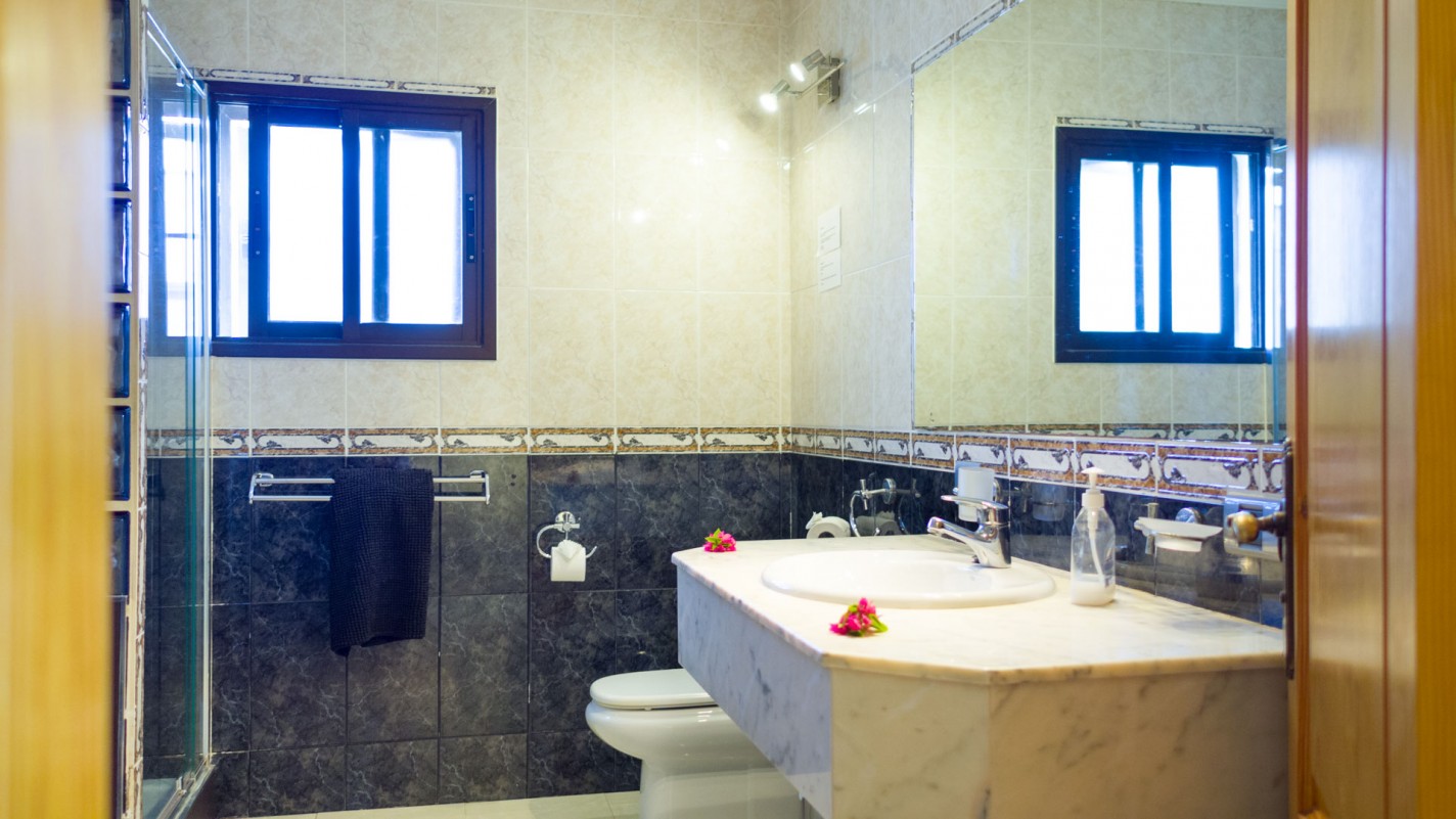 - Playa Blanca - Roper Properties
