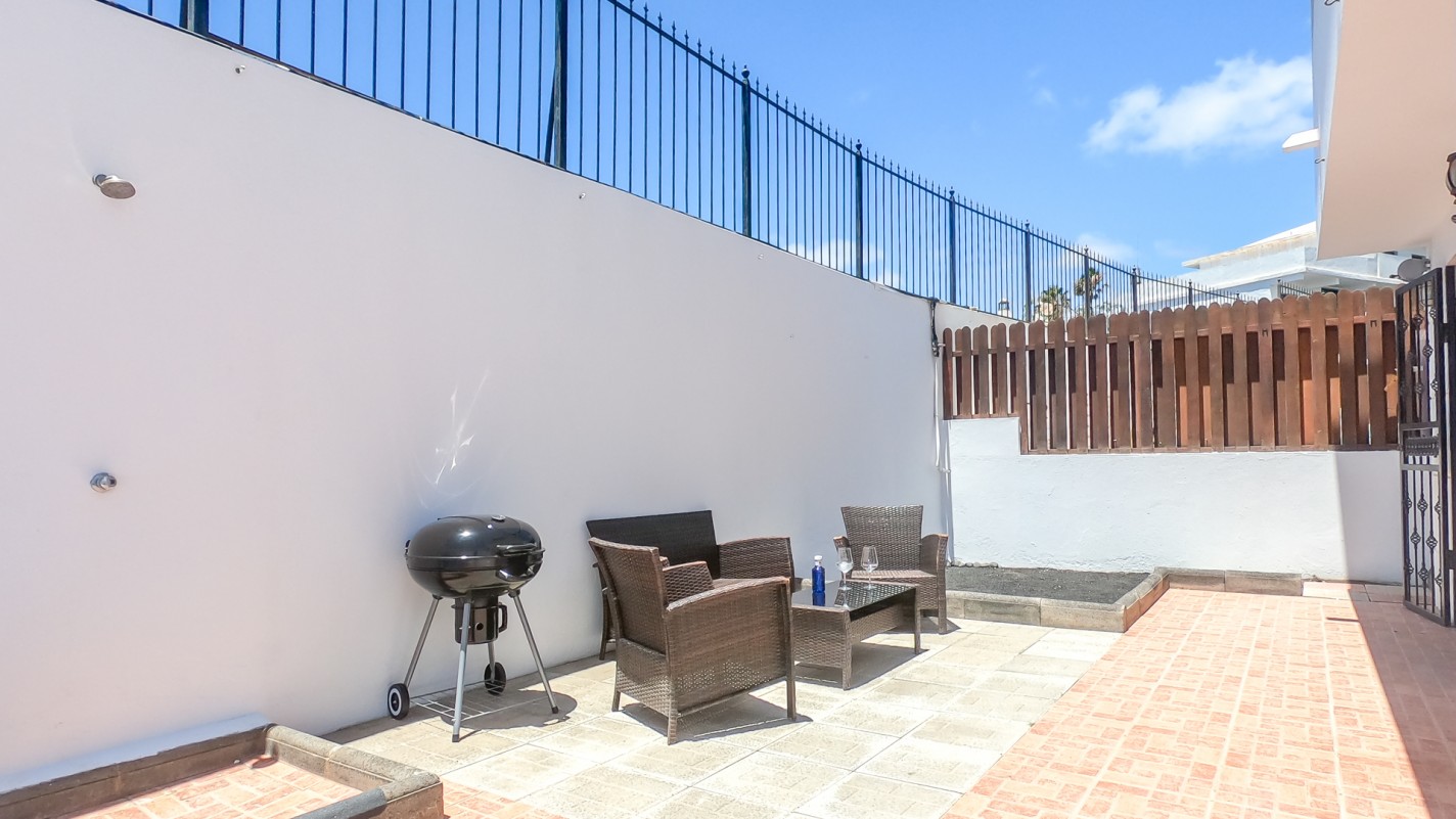 - Tías - Roper Properties
