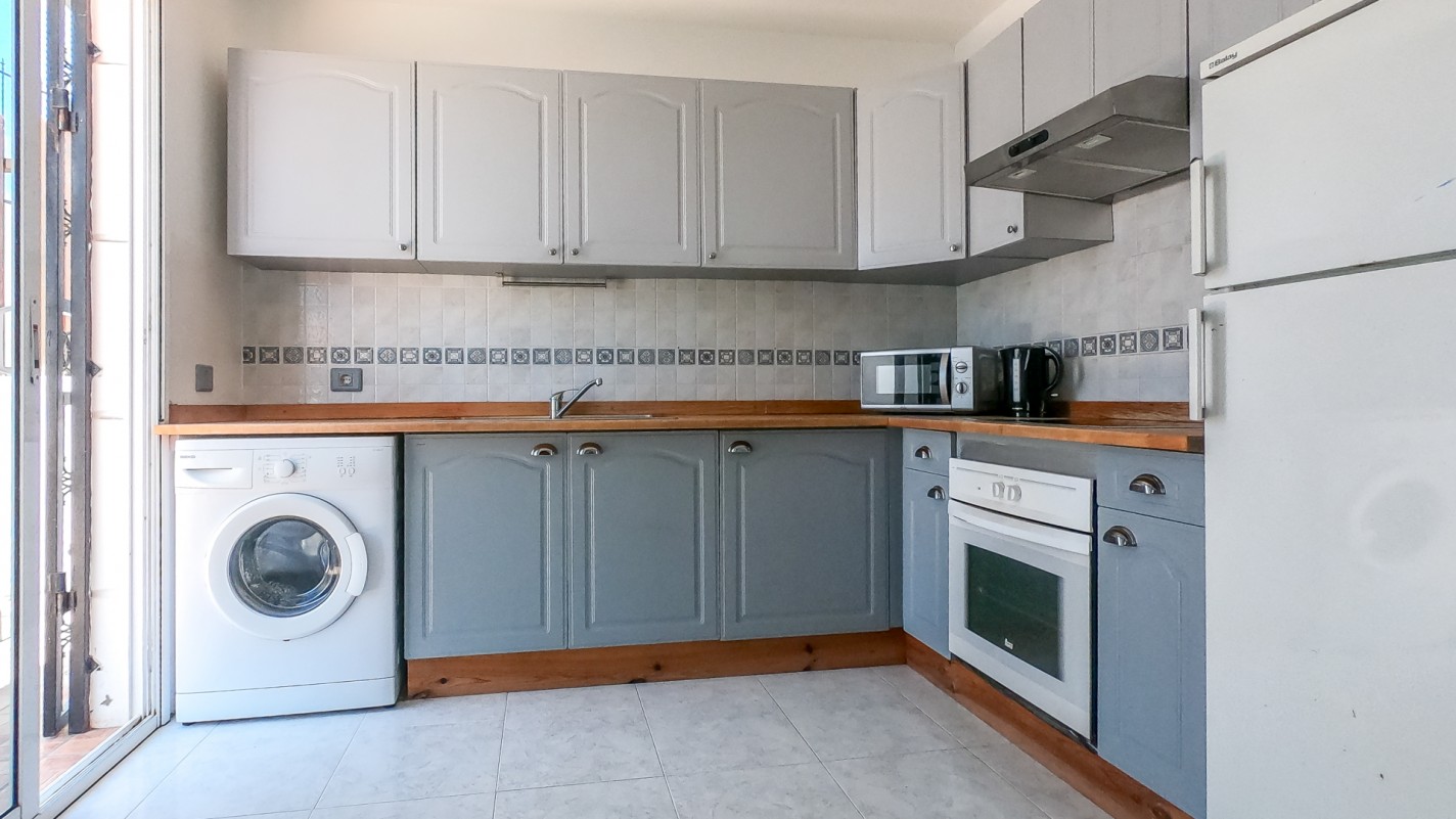 - Tías - Roper Properties