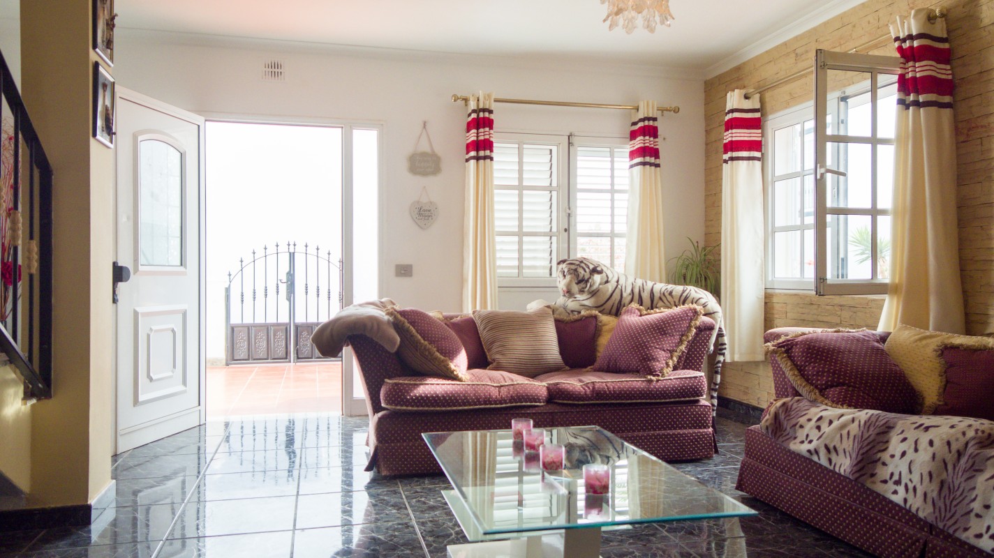 - Tías - Roper Properties