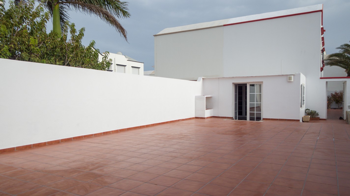 - Tías - Roper Properties
