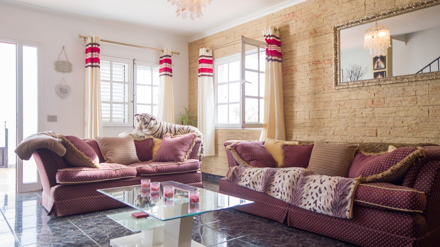 - Tías - Roper Properties