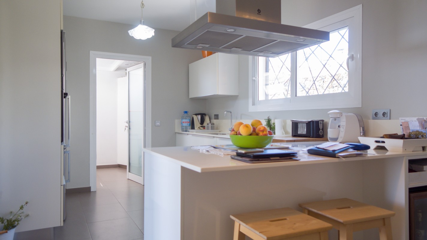 - Conil - Roper Properties