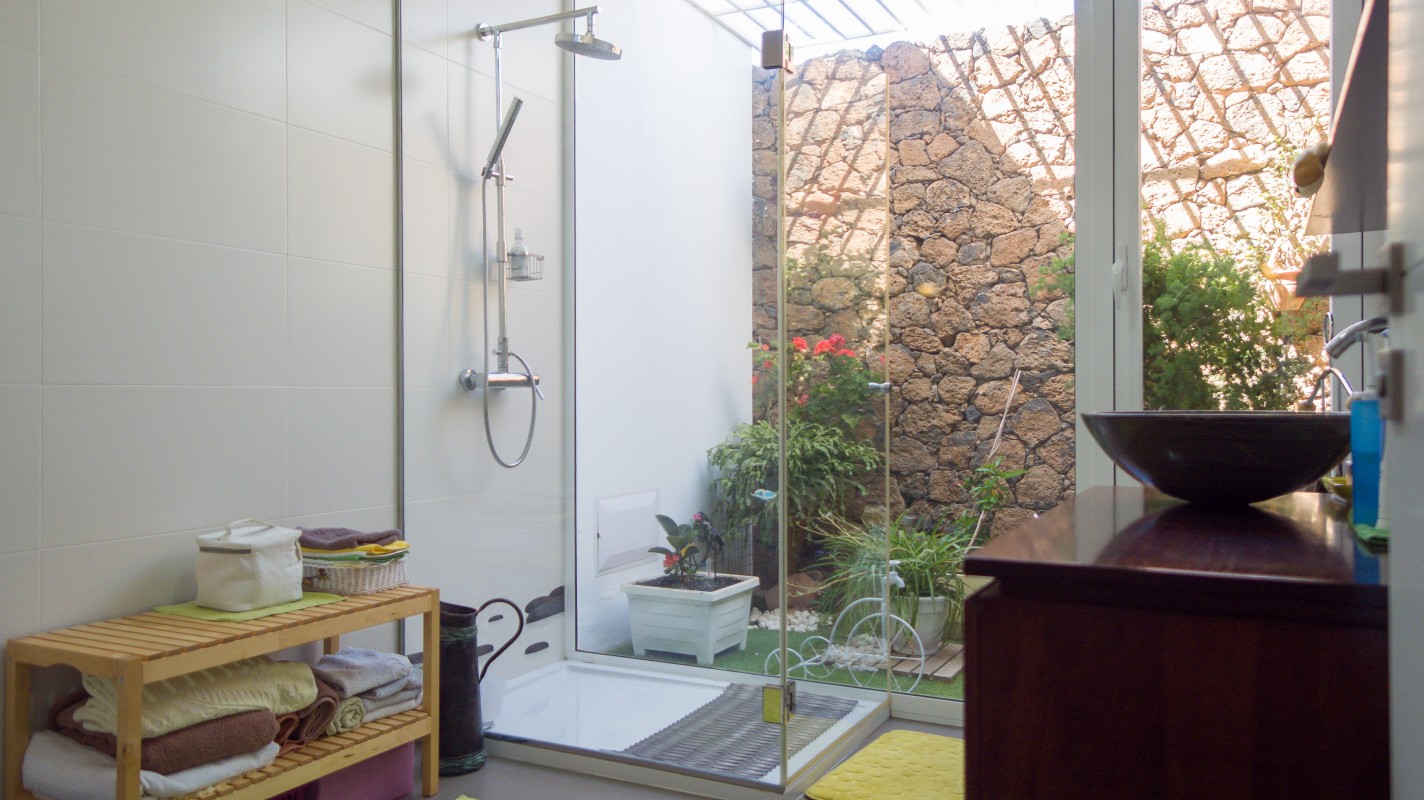 - Conil - Roper Properties