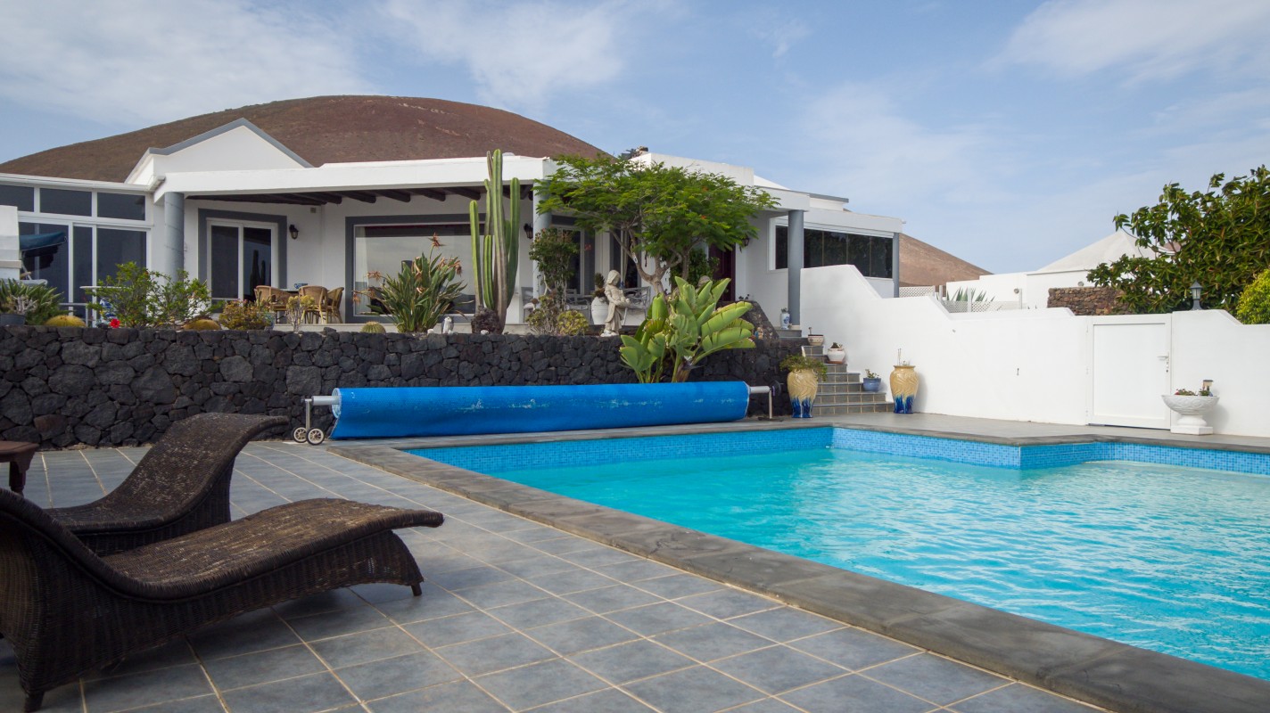 - Conil - Roper Properties