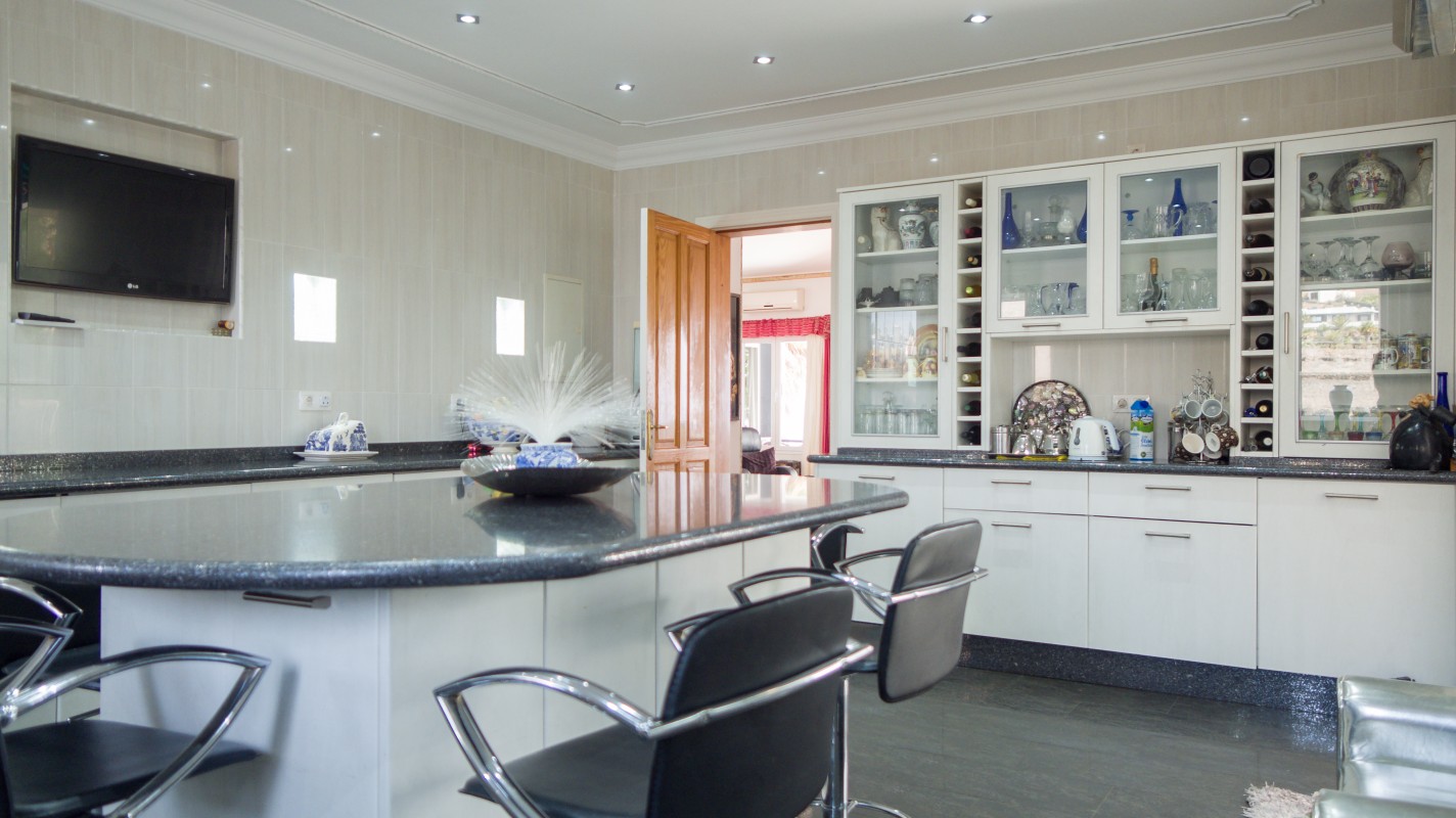- Conil - Roper Properties