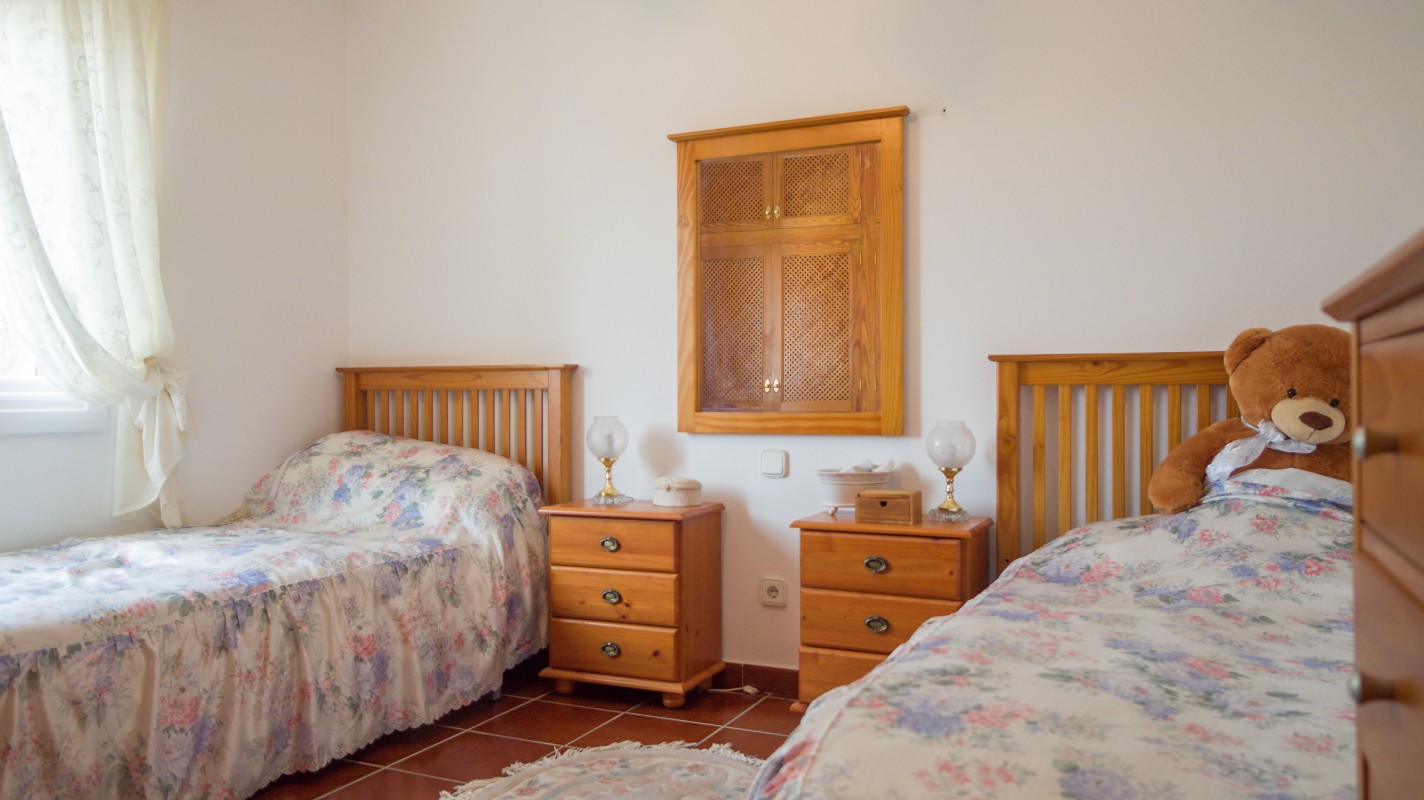 - Conil - Roper Properties
