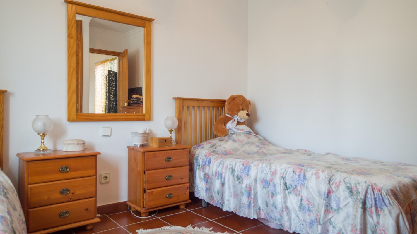 - Conil - Roper Properties