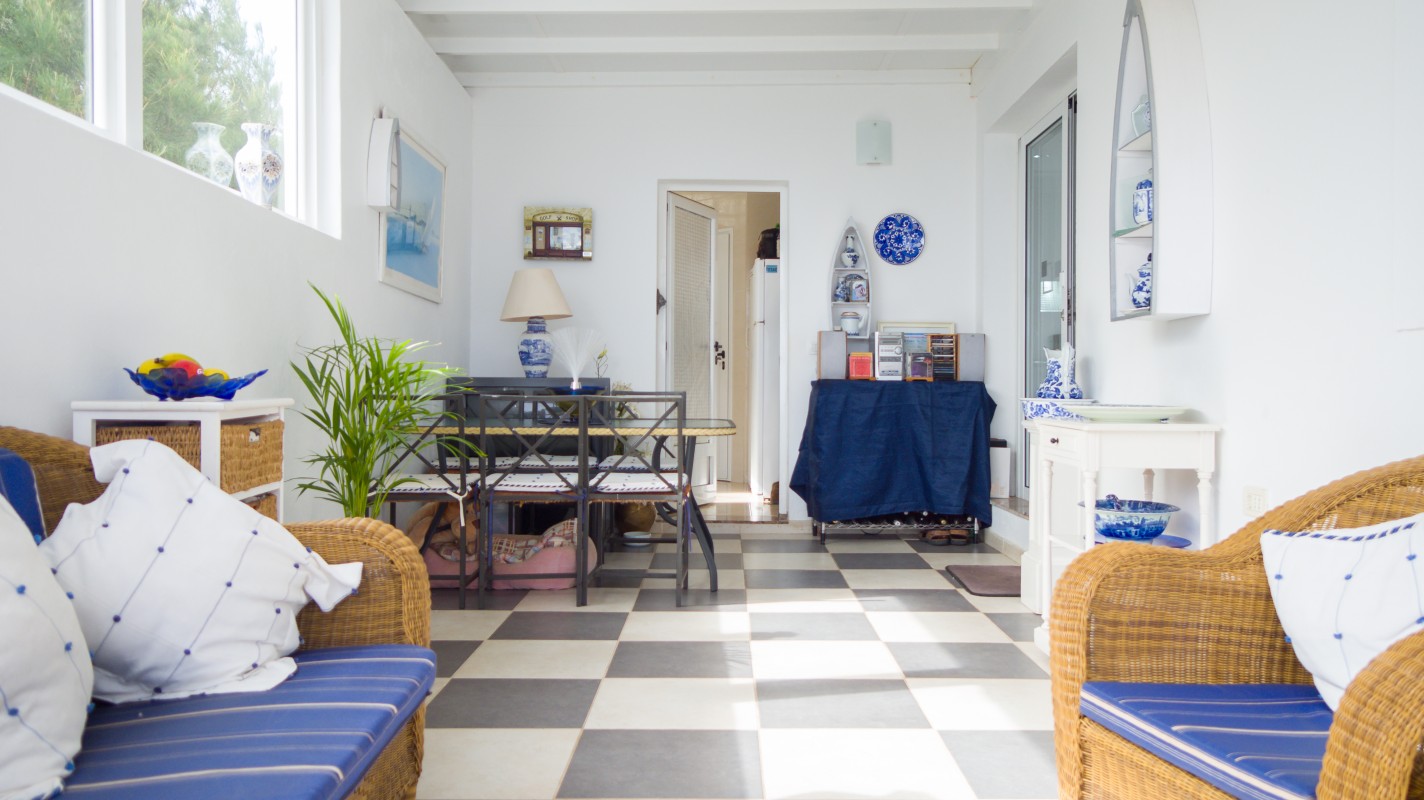 - Conil - Roper Properties