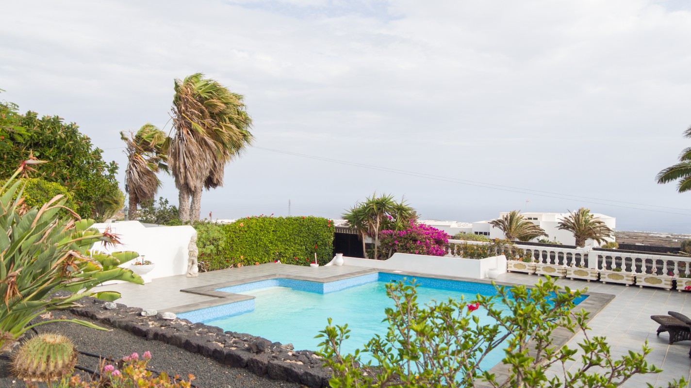 - Conil - Roper Properties
