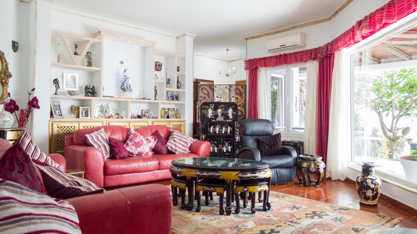 - Conil - Roper Properties