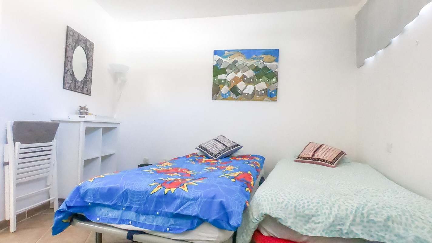 - Famara - Roper Properties