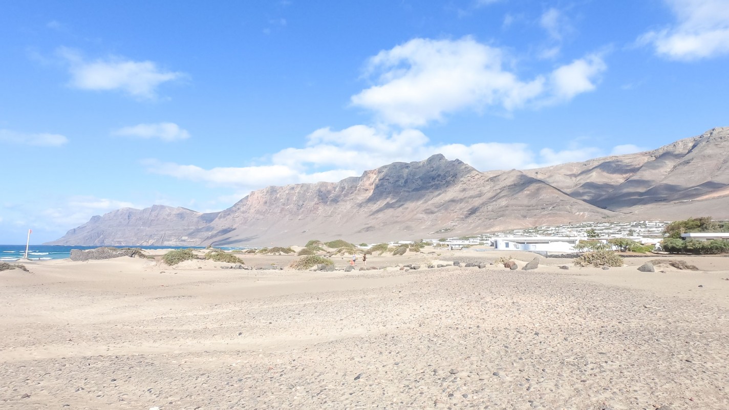 - Famara - Roper Properties