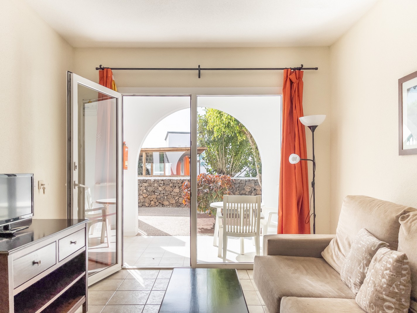 Guacimeta APARTAMENTOS - Puerto Del Carmen - Roper Properties