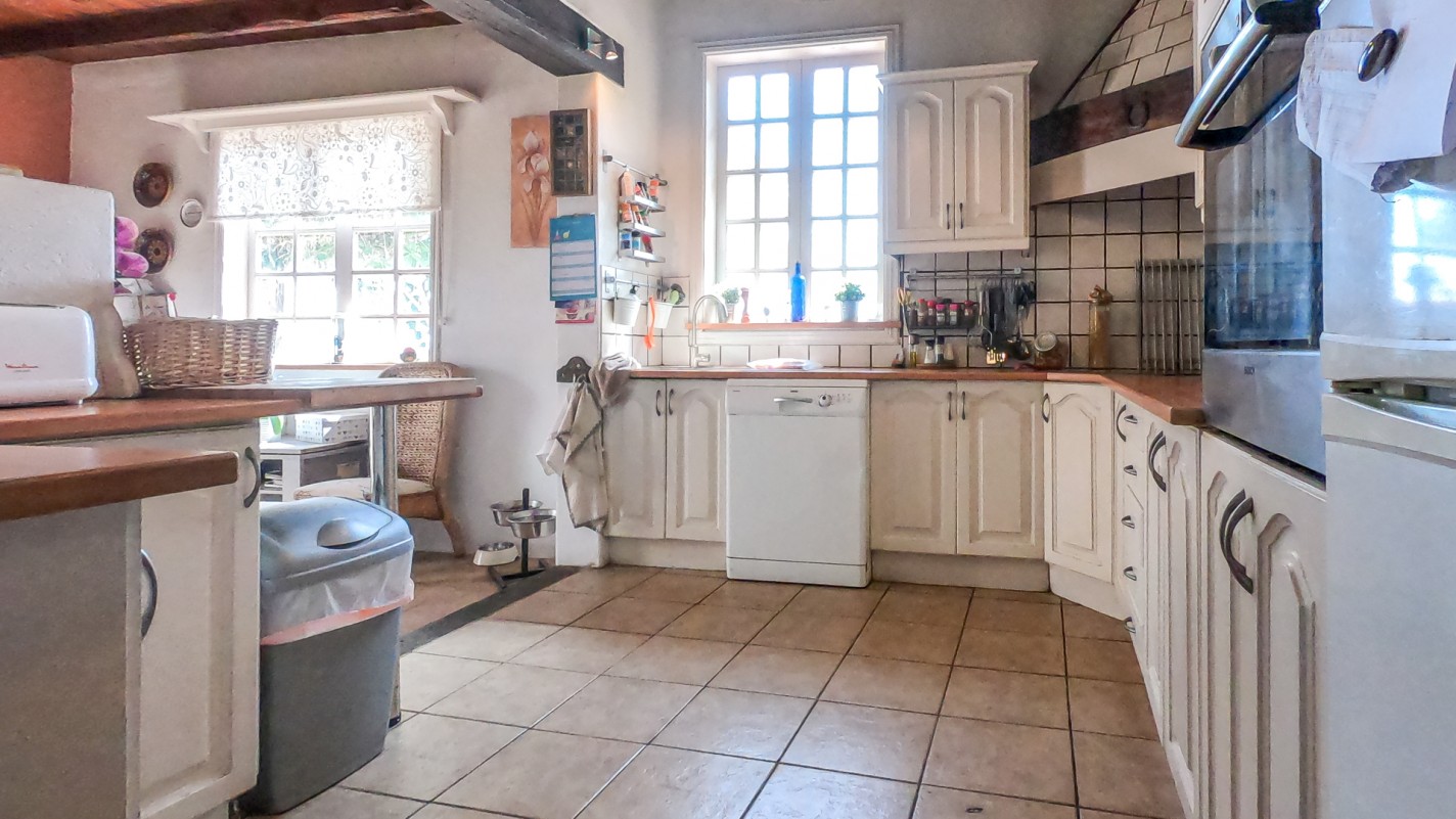 - Macher - Roper Properties