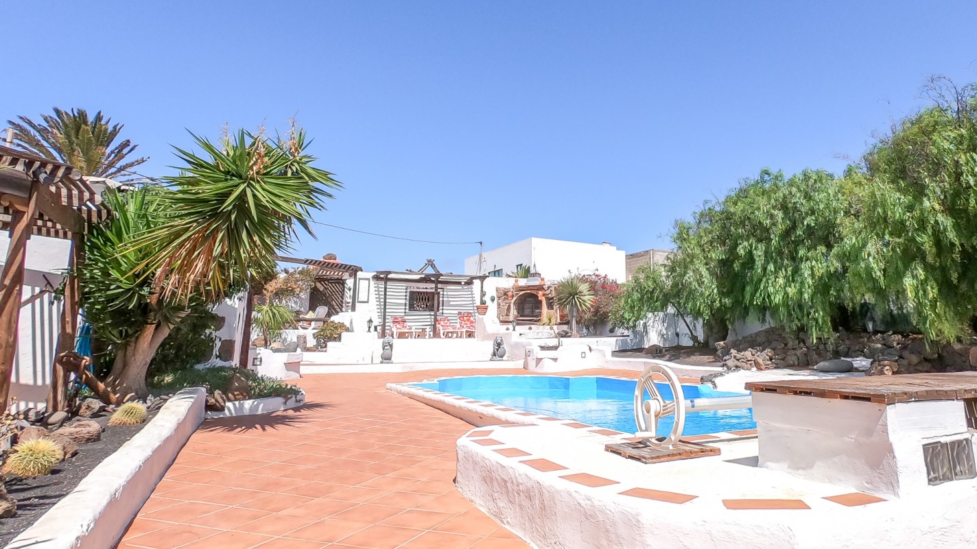 - Macher - Roper Properties