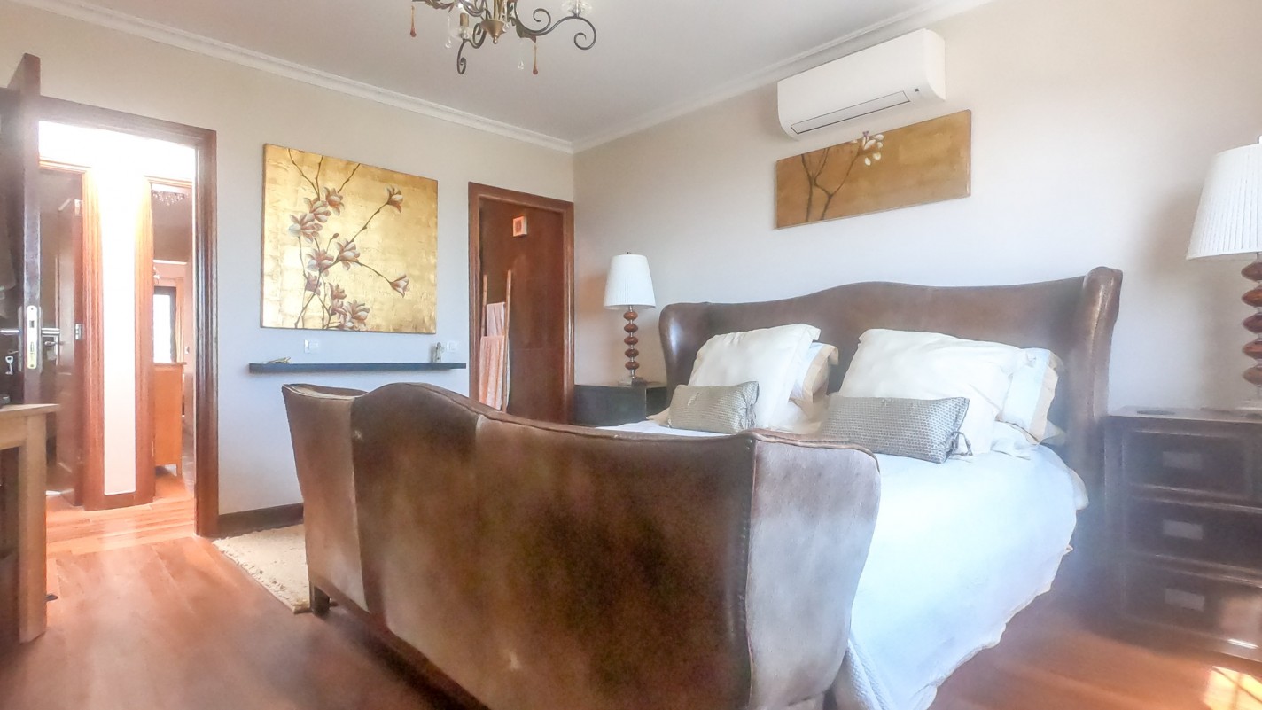 - Tías - Roper Properties