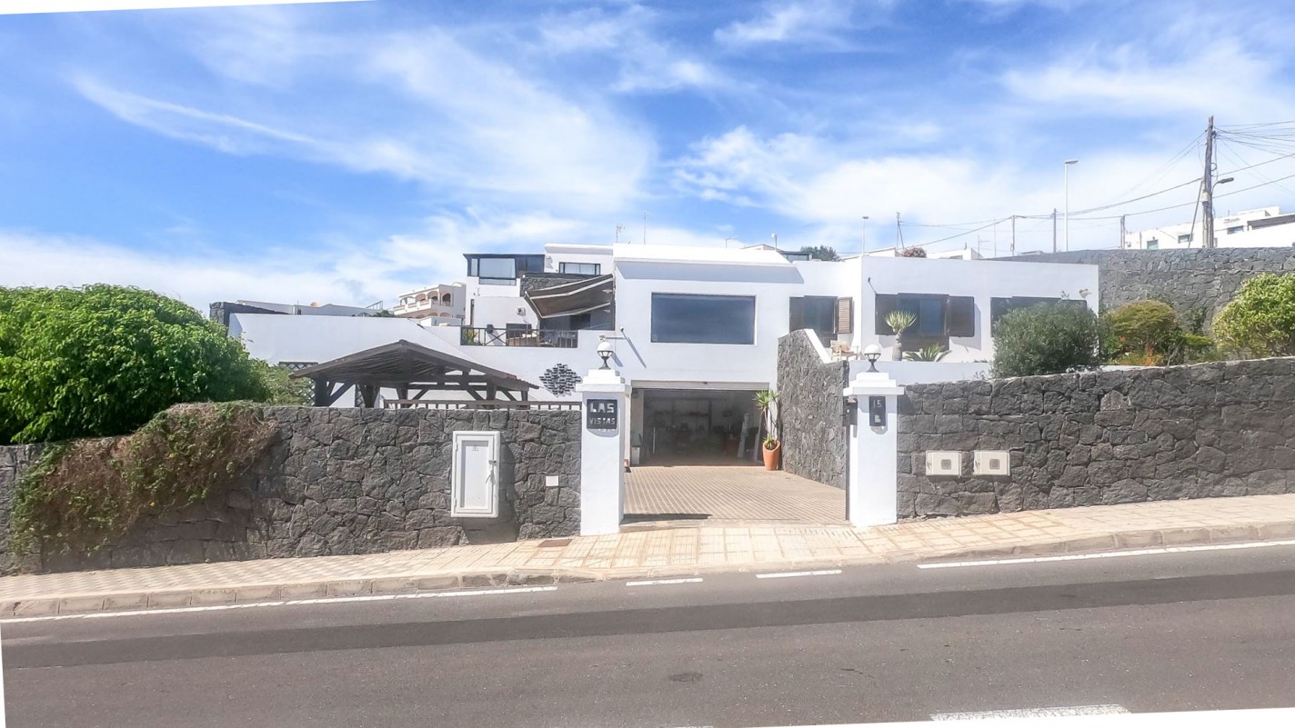 - Tías - Roper Properties