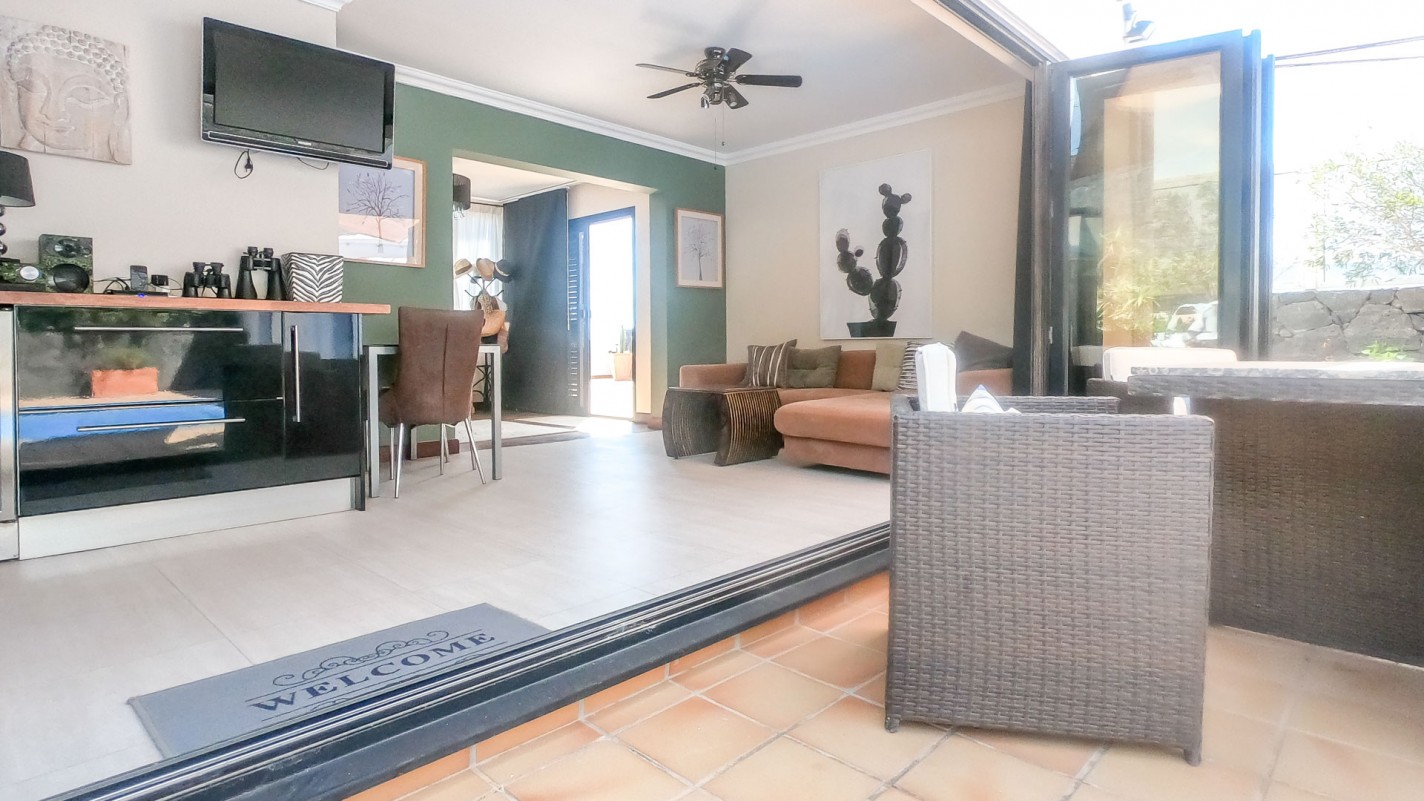 - Tías - Roper Properties