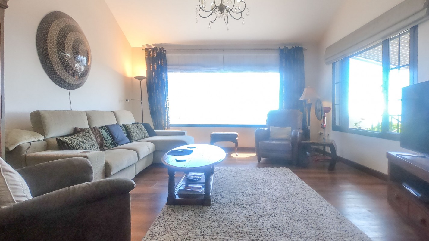 - Tías - Roper Properties