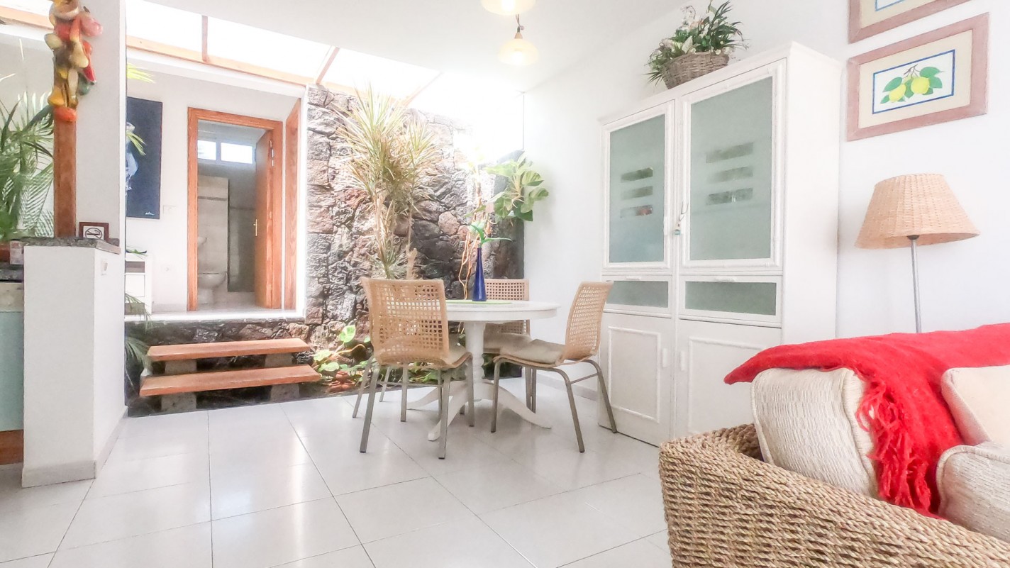 - Tías - Roper Properties