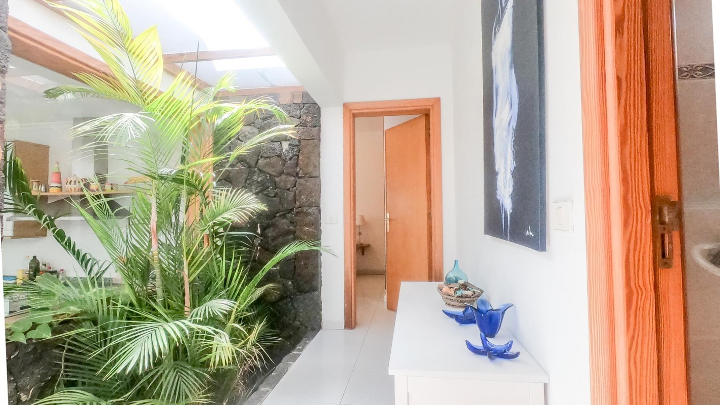 - Tías - Roper Properties