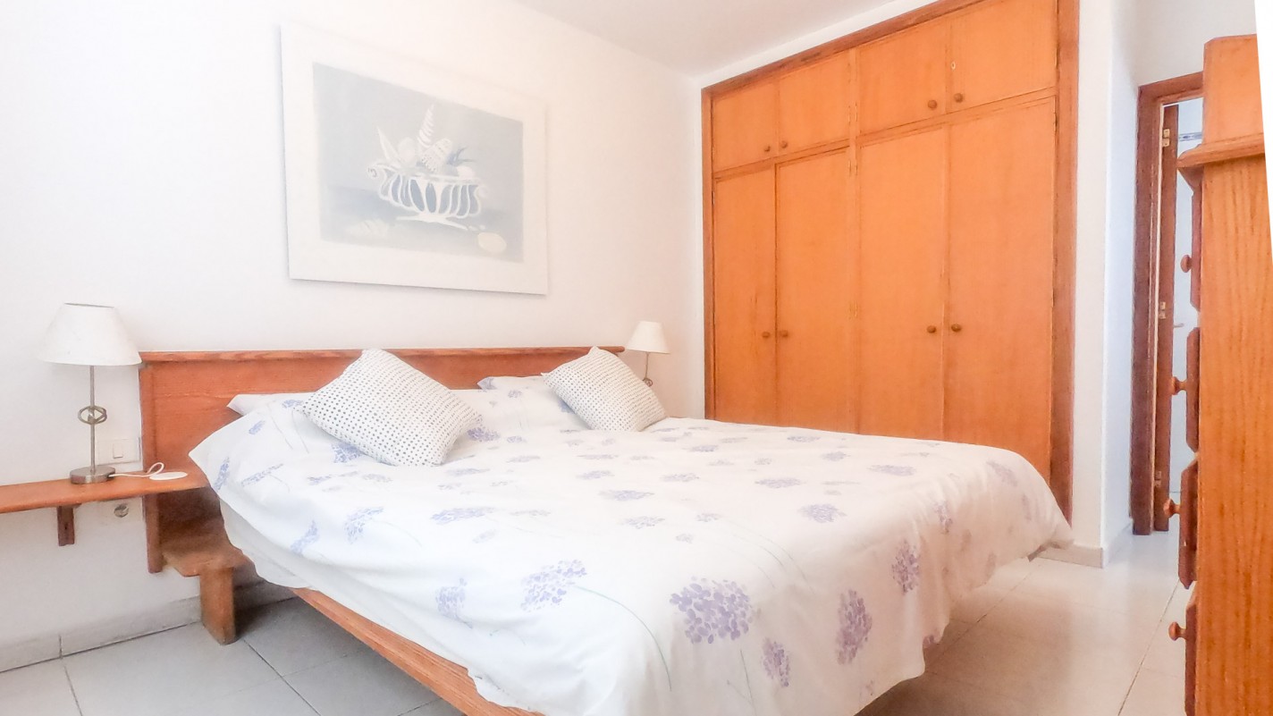 - Tías - Roper Properties