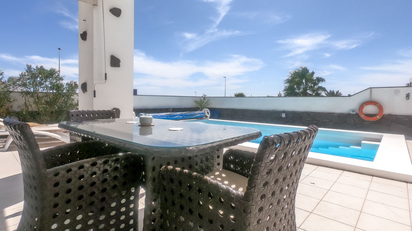 - Tías - Roper Properties