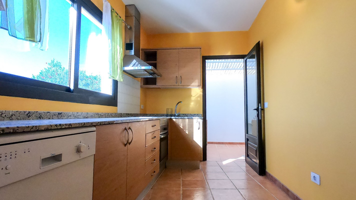 - Puerto Del Carmen - Roper Properties