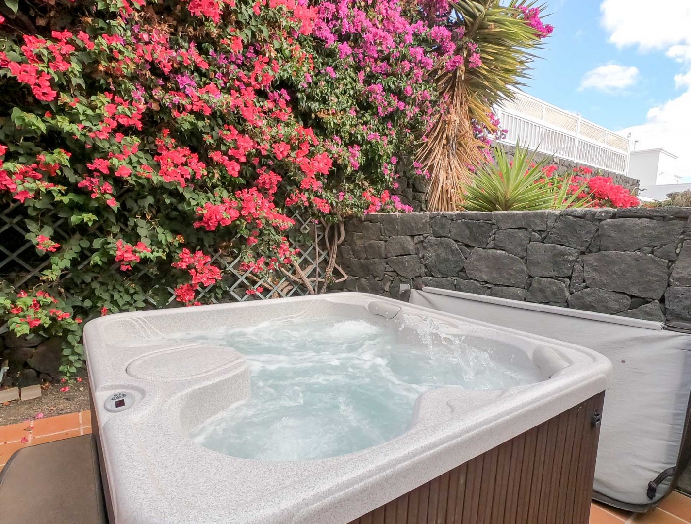 - Puerto Del Carmen - Roper Properties