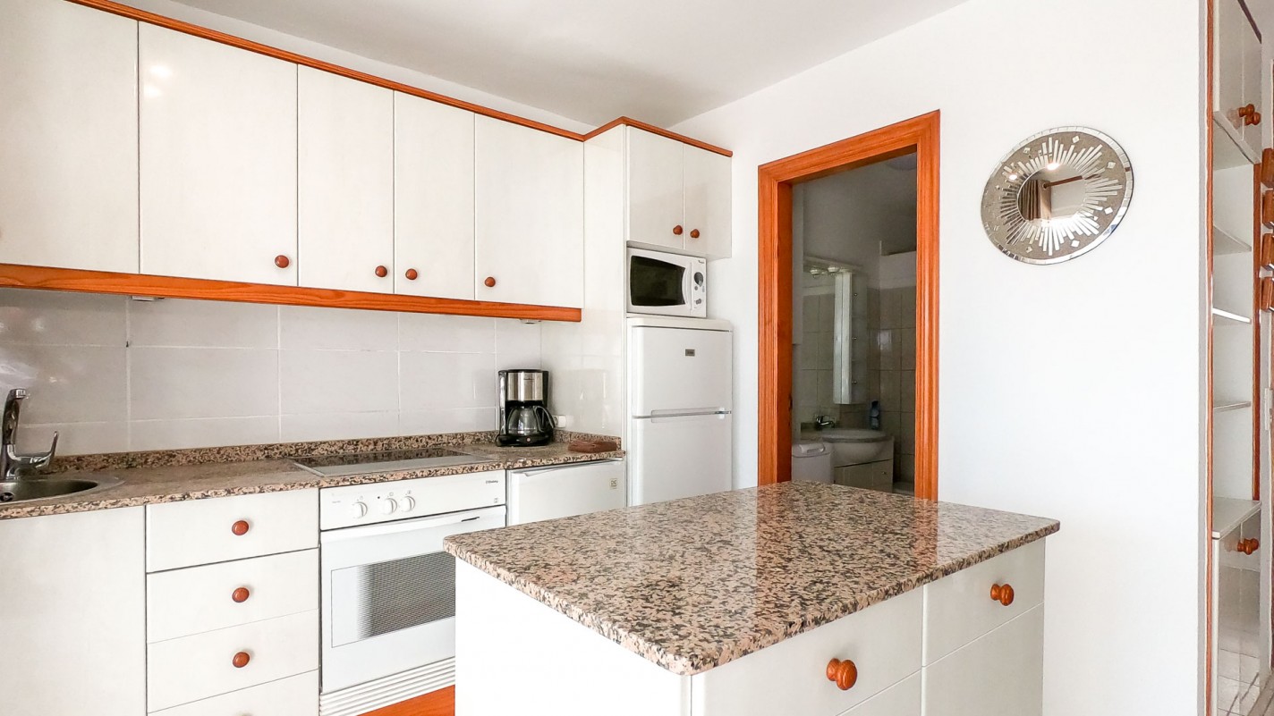 Colina de Sol - Puerto Del Carmen - Roper Properties
