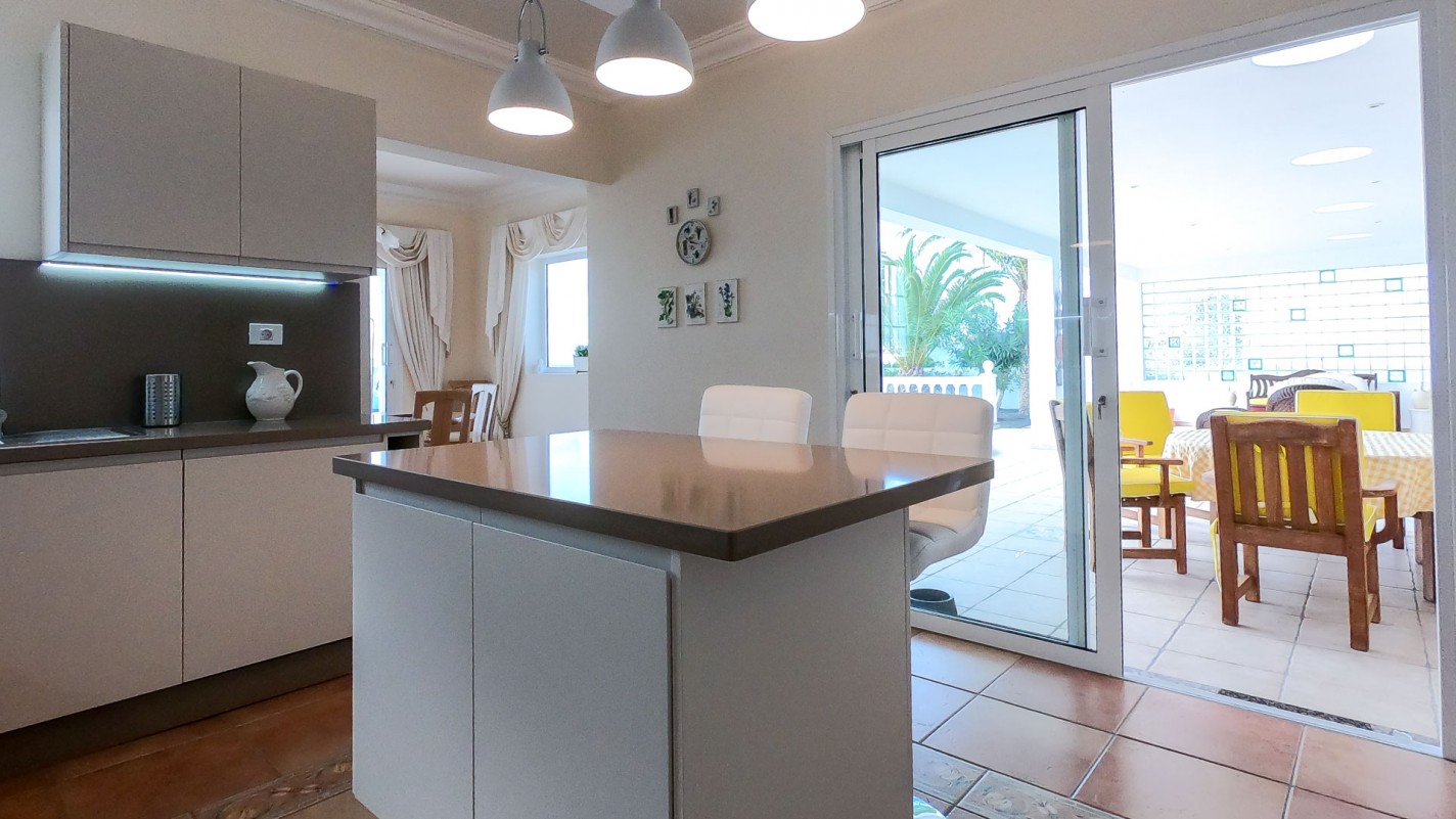 - Puerto Calero - Roper Properties