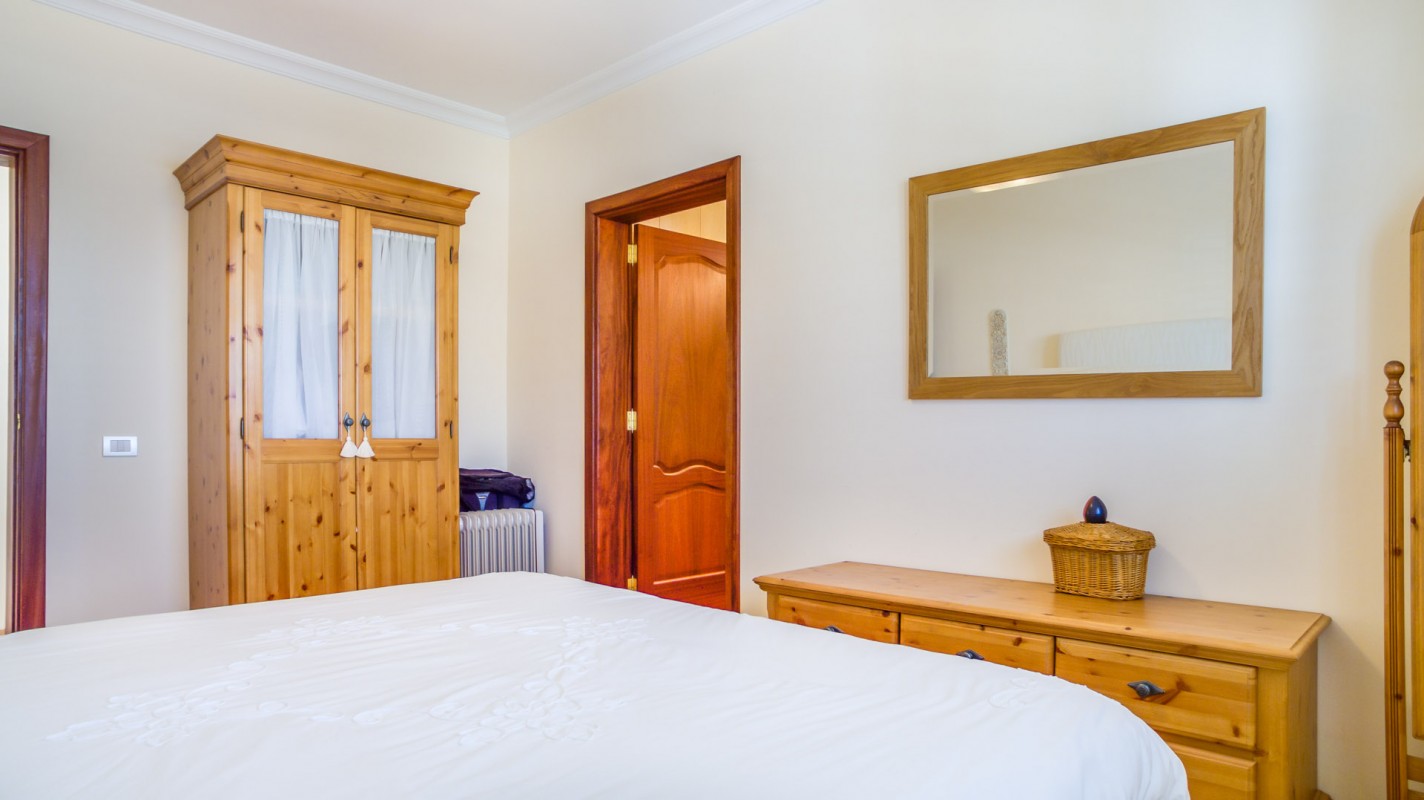 - Puerto Calero - Roper Properties