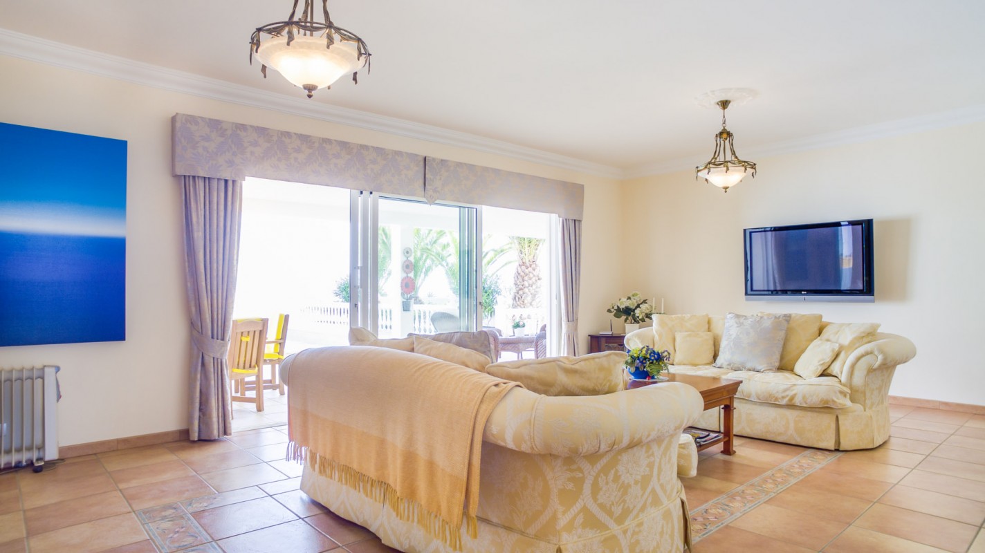 - Puerto Calero - Roper Properties