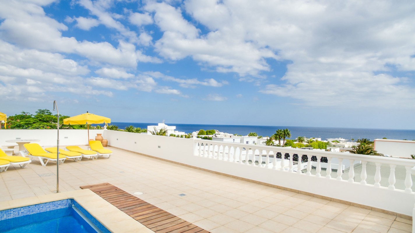 - Puerto Calero - Roper Properties