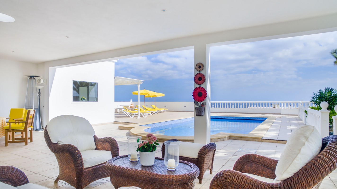 - Puerto Calero - Roper Properties
