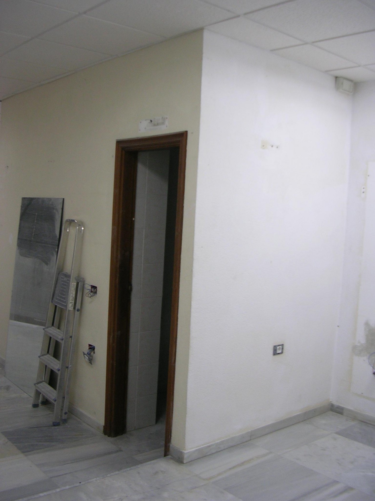 - Los Cristianos - Roper Properties