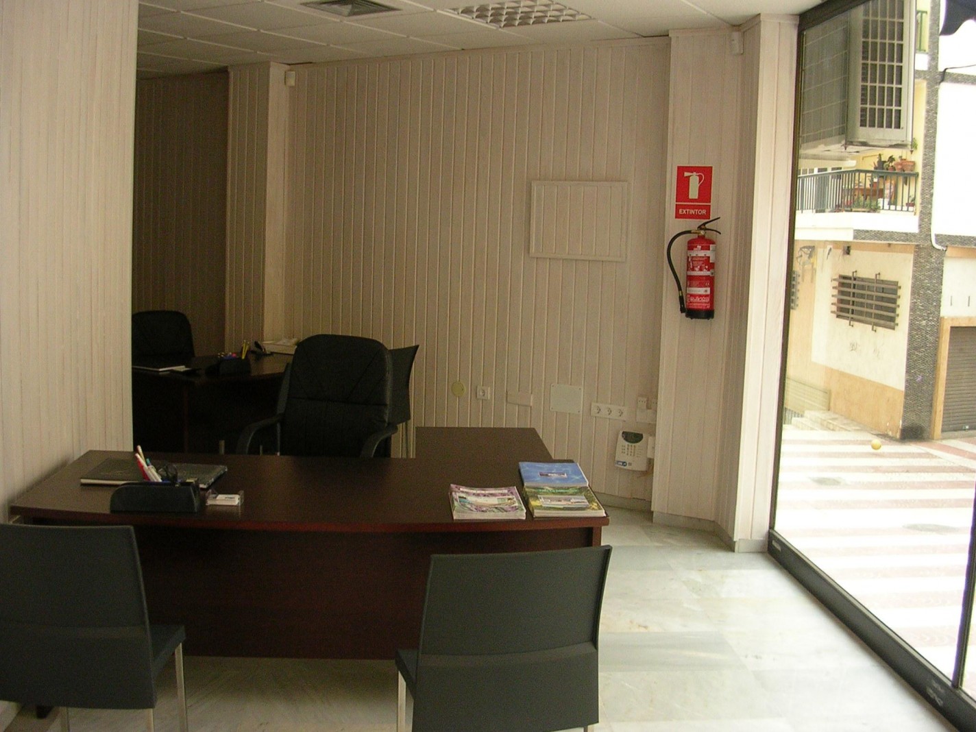 - Los Cristianos - Roper Properties