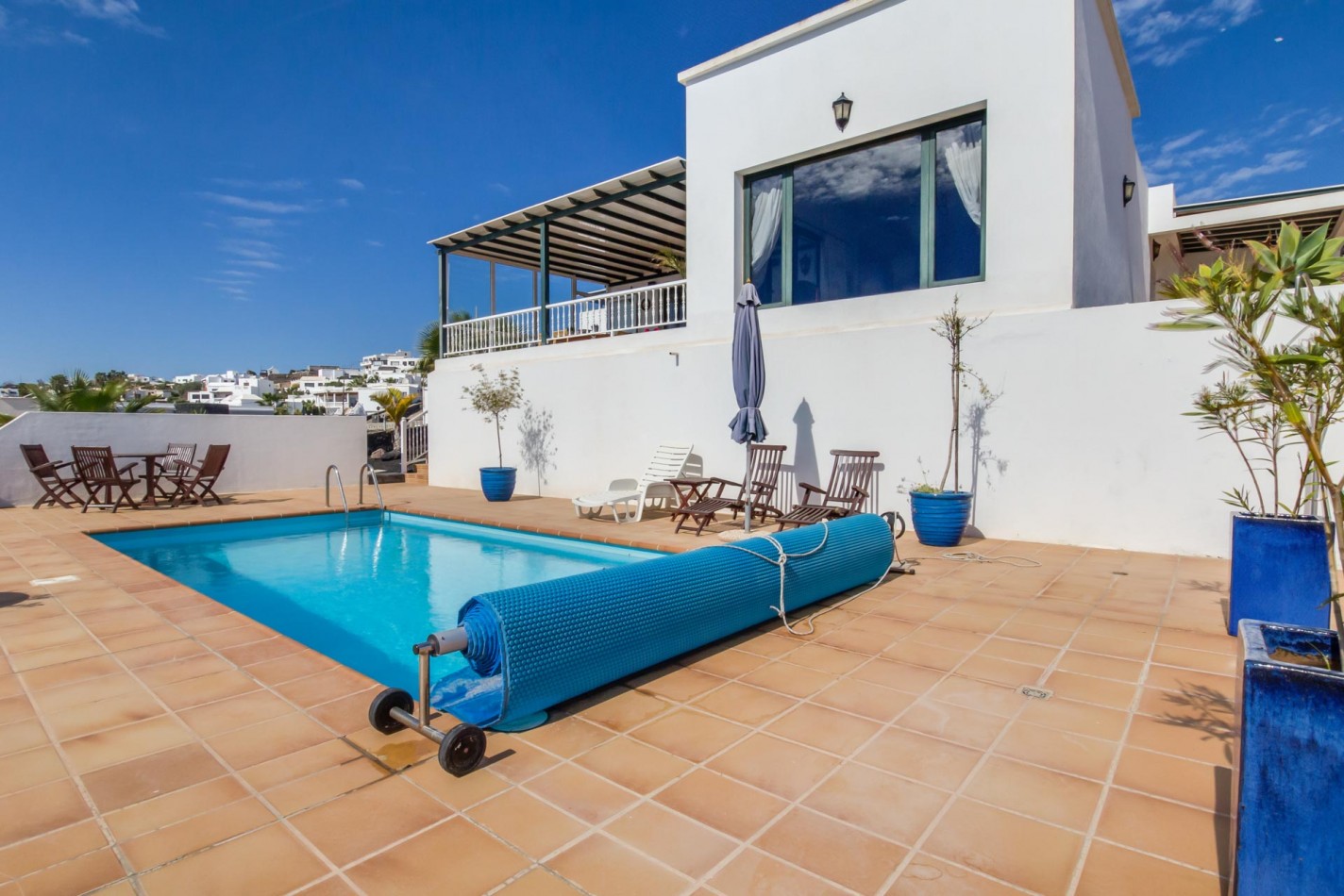 - Tías - Roper Properties