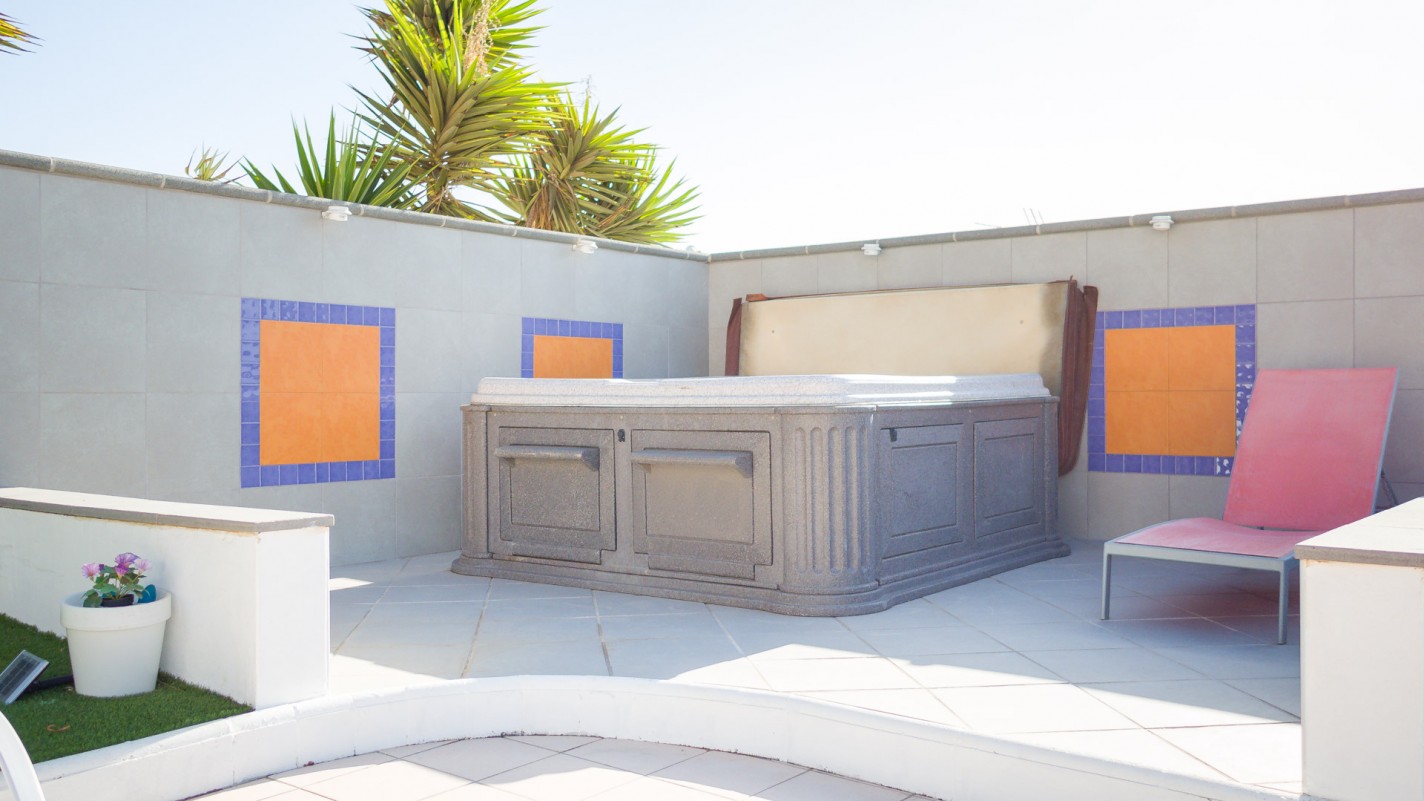 - Playa Blanca - Roper Properties