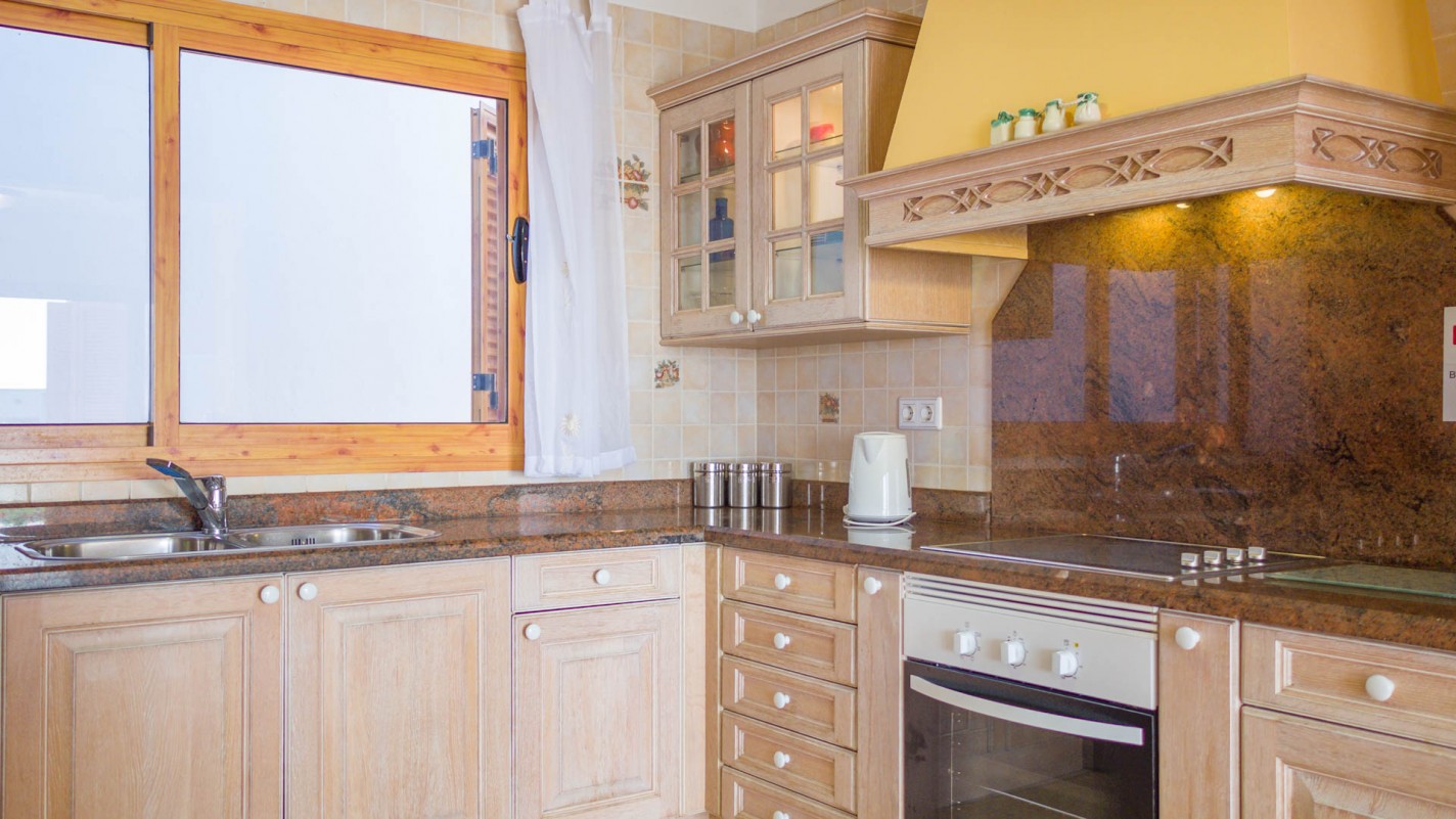 - Playa Blanca - Roper Properties