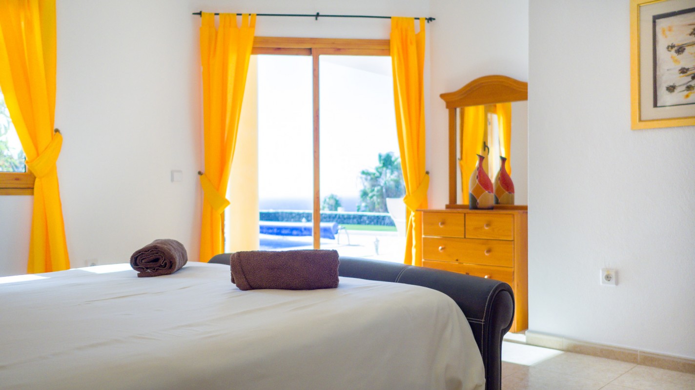 - Playa Blanca - Roper Properties