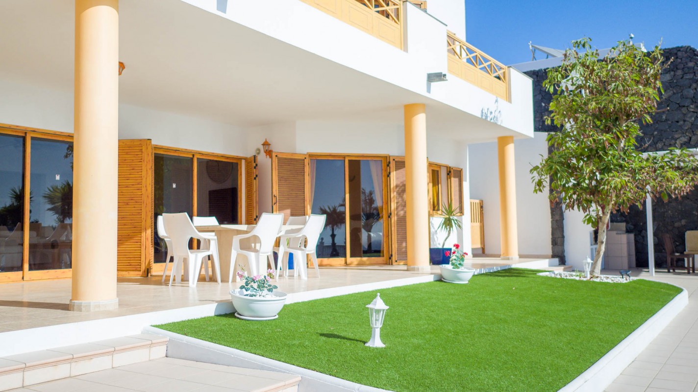- Playa Blanca - Roper Properties