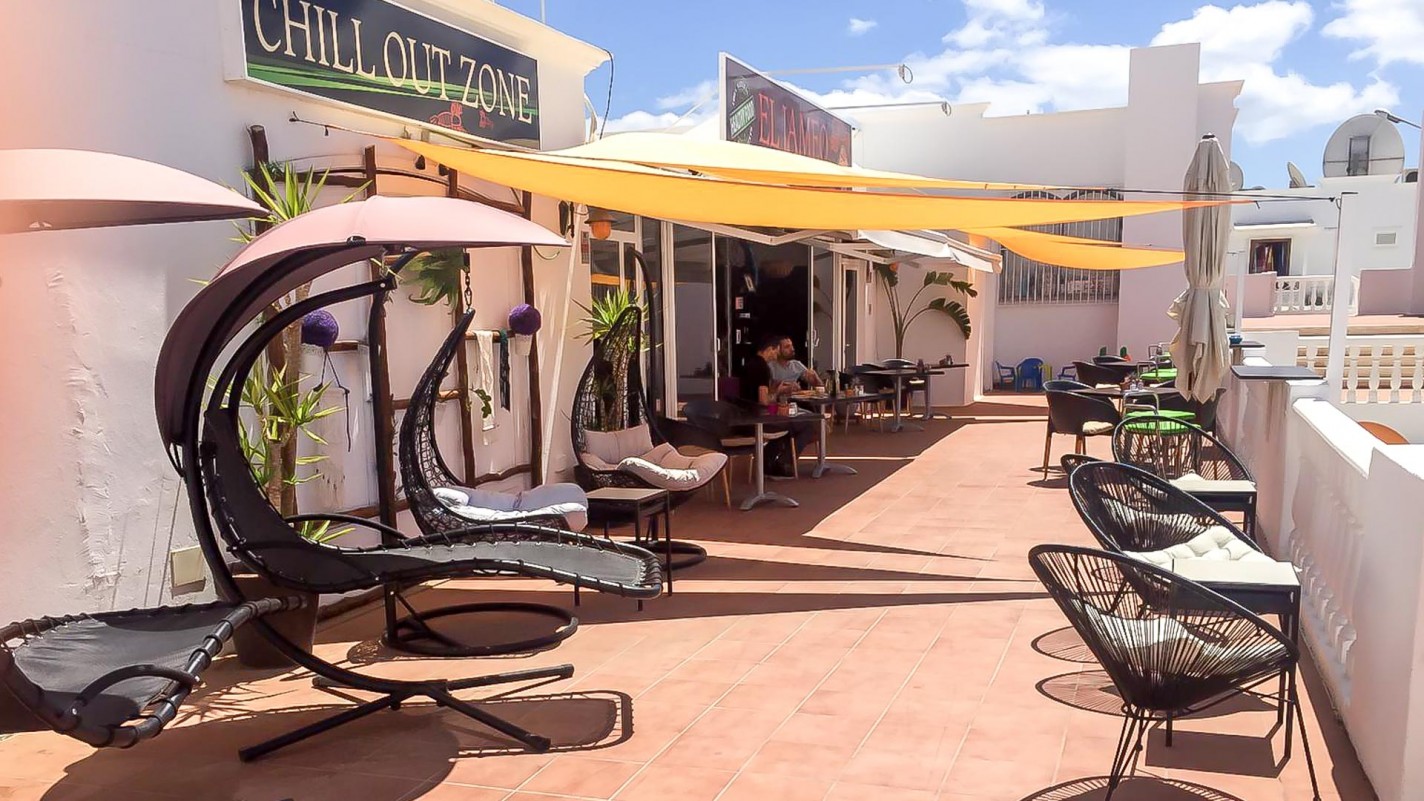 Centro Comercial Los Pocillos - Puerto Del Carmen - Roper Properties