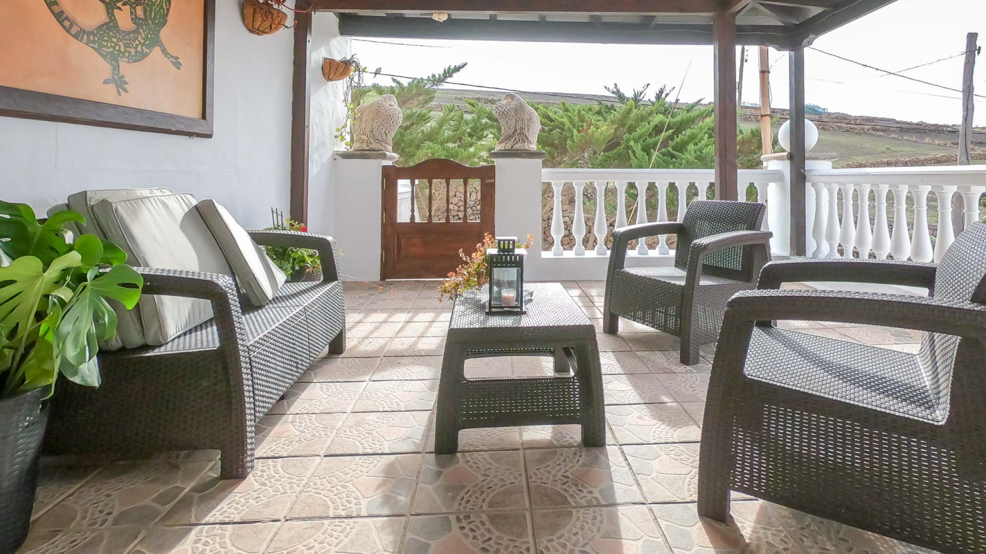 - Los Valles - Roper Properties