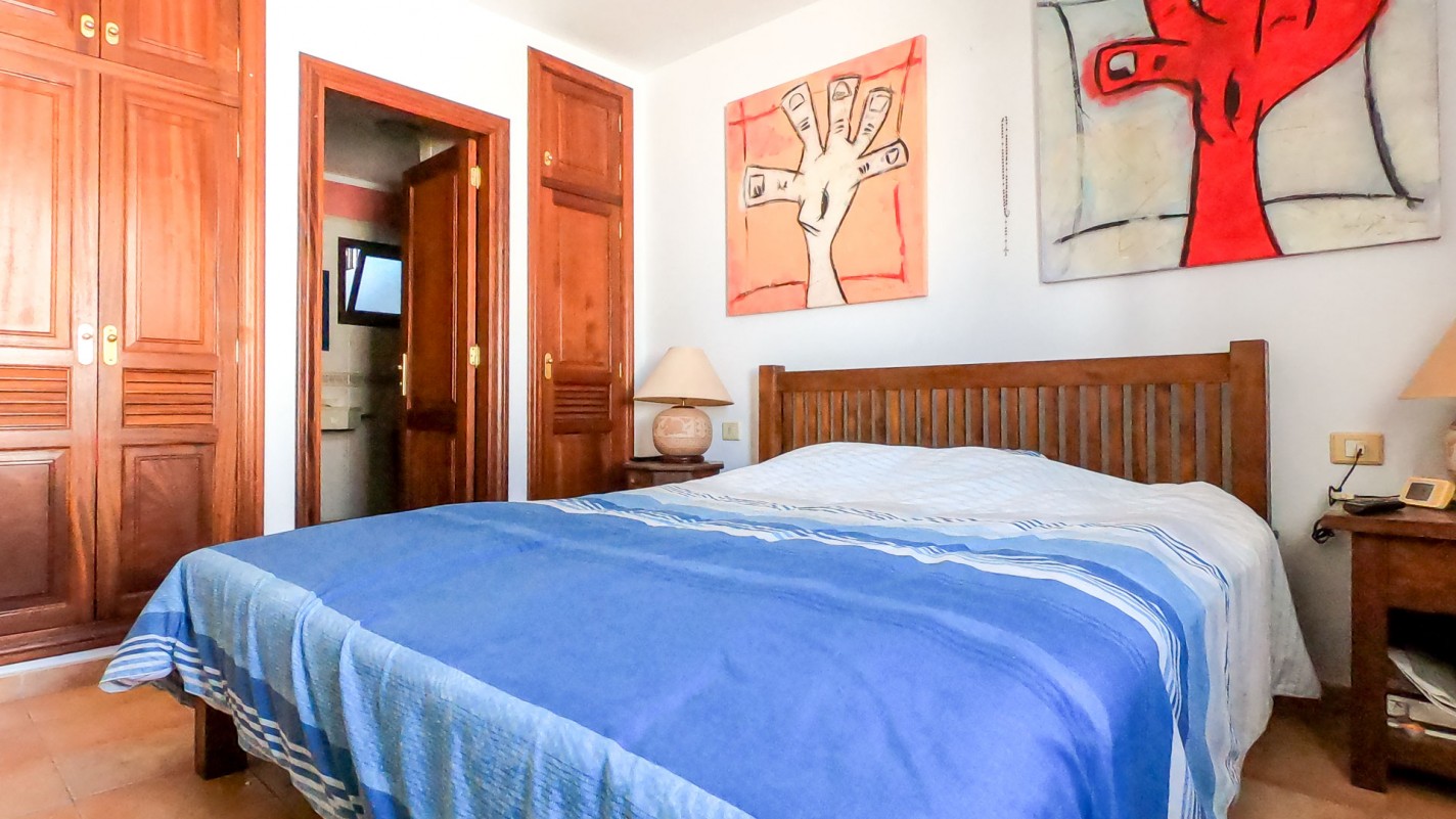 - Puerto Del Carmen - Roper Properties