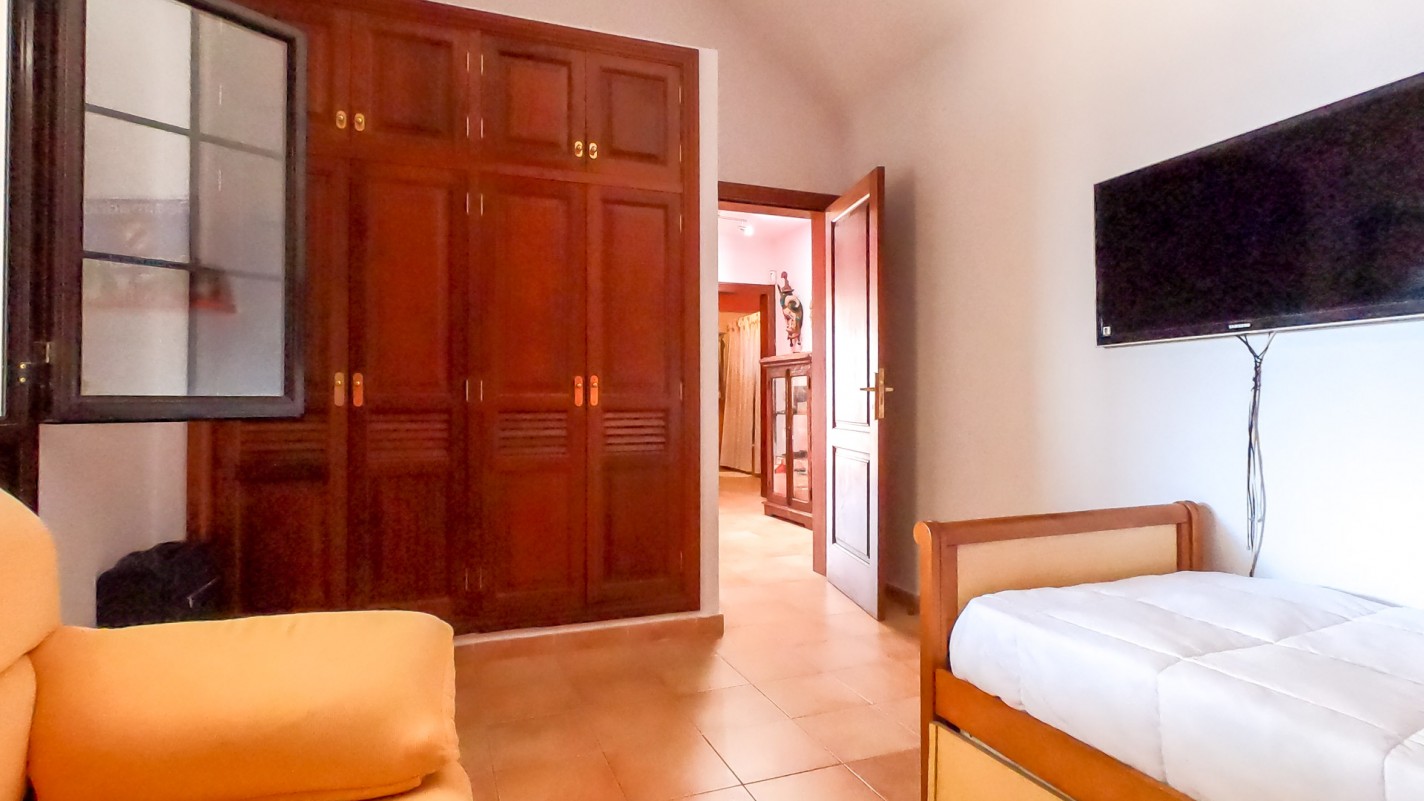 - Puerto Del Carmen - Roper Properties