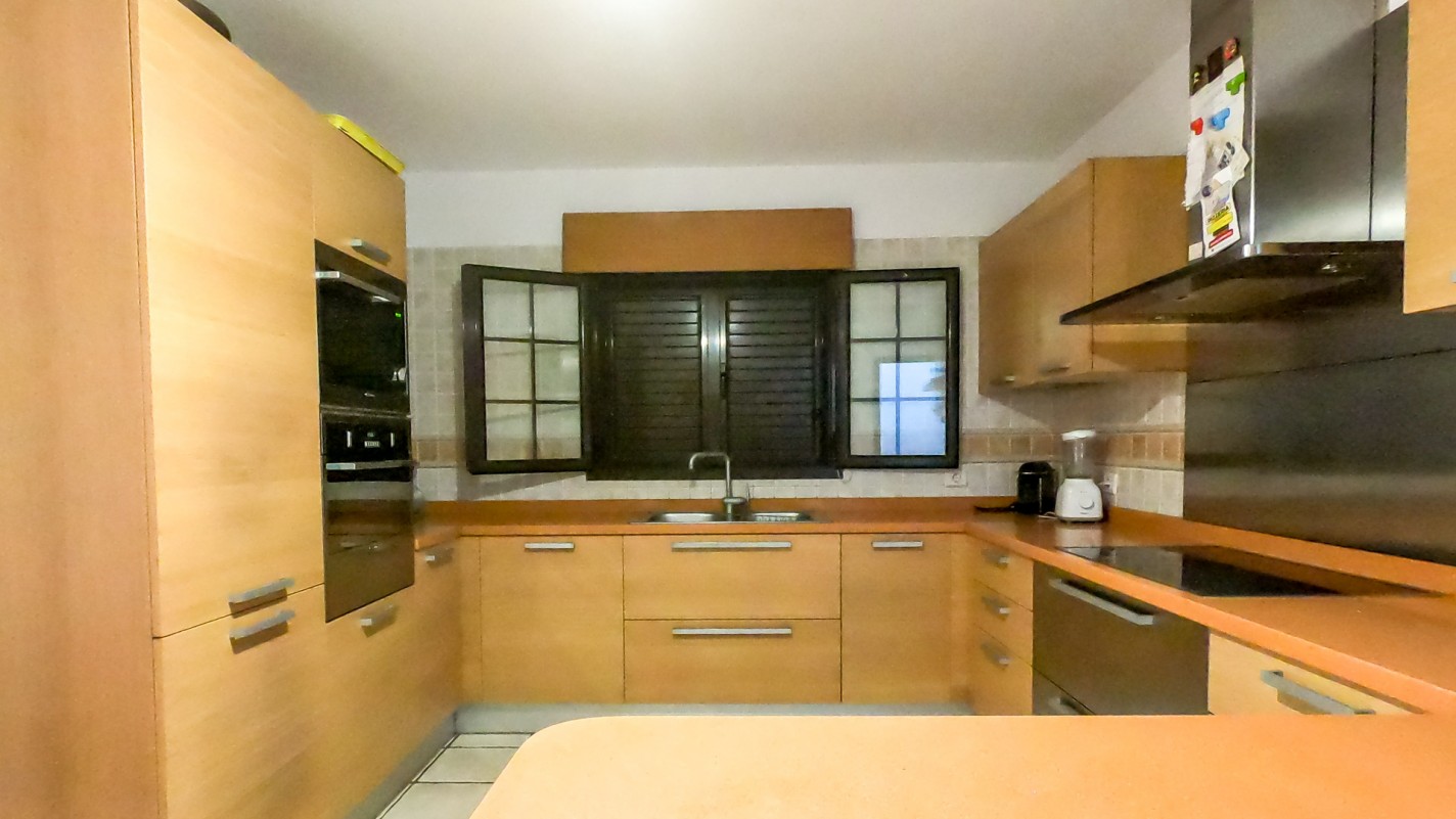 - Puerto Del Carmen - Roper Properties